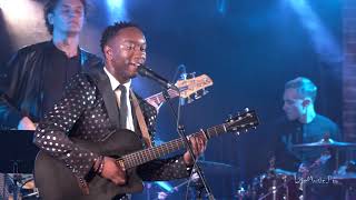 COOPER PHILLIP &amp; CHAZ MASON 04 10 18