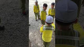 Download lagu Berantem 😭✌️ #story #shortvideo ##shorts #sekolah #kesehariansekolah #funny mp3