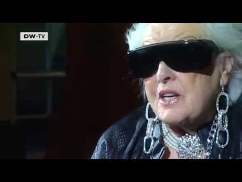 "Mamy Rock" - a 69 year old British granny, makes waves as a DJ | Video of the day