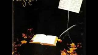 Der Kirschgarten oder Memoiren an die Stirn des Kindeszeit