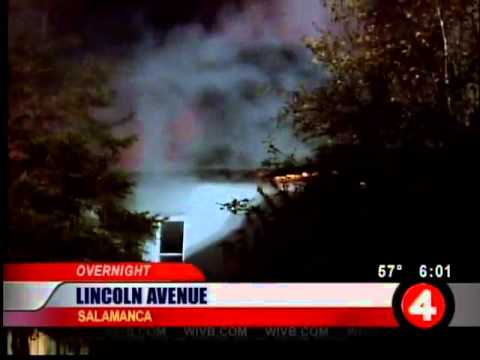 Flames engulf building in Salamanca