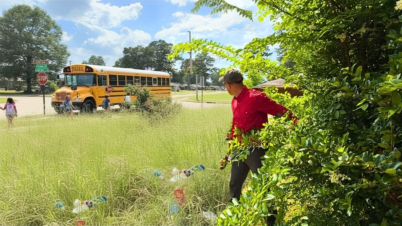 KID'S Wait Here EVERY DAY Next To UNSAFE SQUATTER HOUSE