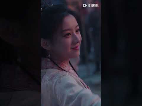 Huang Rong fought one against three. #铁血丹心 #金庸武侠世界 #TheLegendofHeroes #shorts