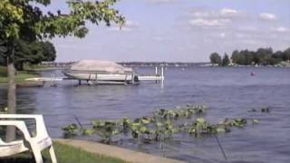 preview picture of video 'Sitting by Lake Wawasee'