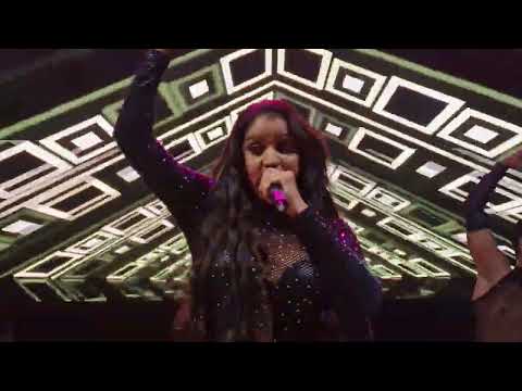 Beijos de Mentira - Eliza Mell ao vivo no Brega Naite 2023