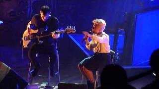 Emeli Sande - Suitcase - Live Newcastle