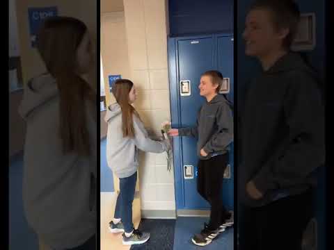 Daveed Diggs of clipping. Raps of Landon giving Sloan flowers #funny #shorts #love #familyguy