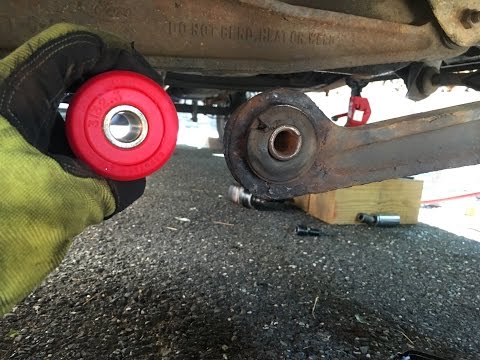 How to Replace Worn Axle Pivot Bushings | 1995 Ford F150