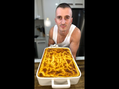 PASTITSIO recipe (Greek Beef Pasta Bake)