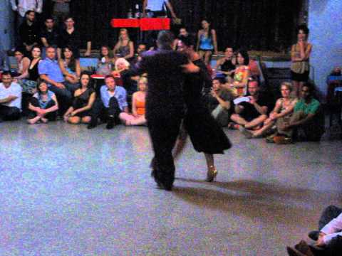  Daniel Nacucchio  and  Cristina Sosa  are  dancing  to  a  tango