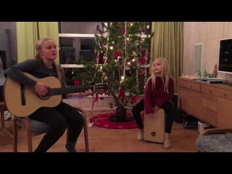 download lagu mp3 mp4 Nr Himmelen Faller Ned, download lagu Nr Himmelen Faller Ned gratis, unduh video klip Nr Himmelen Faller Ned