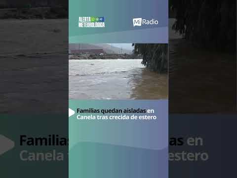 El estero de Canela se encuentra inundado de lado a lado en el badén del cruce Espíritu Santo,…