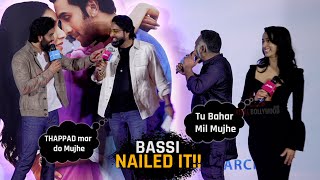 Anubhav Singh Bassi ROAST Shraddha Kapoor,Ranbir Kapoor and Bhushan Kumar LIVE infront of Huge Crowd