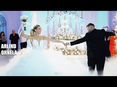 Dasma Shqiptare - Hyrja e çiftit ndryshe nga të tjerat.