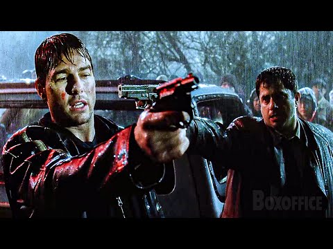 Tom Cruise will fight everyone to protect his family | War of the Worlds | CLIP