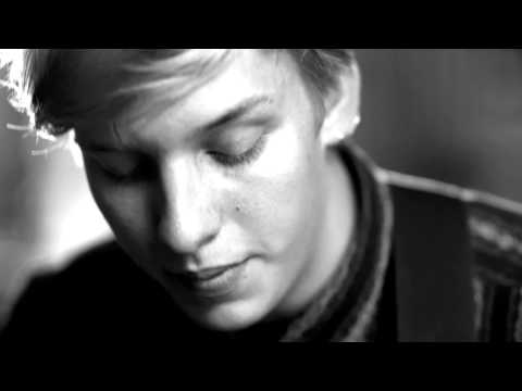 George Ezra - Over the Creek (Acoustic live)