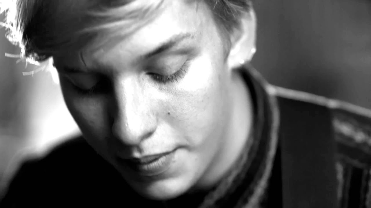 George Ezra — Over the Creek (Acoustic)