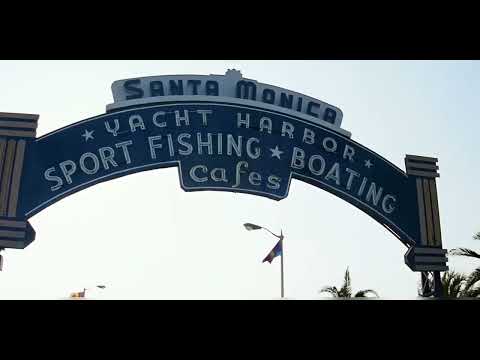 Forrest Gump (1994).                    🎼 Runnin (Original Mix)Mark Picchiotti/Dana Divine