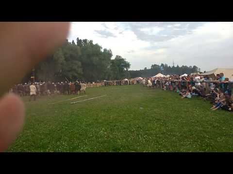 Drohiczyn 2017 - Najazd Polan na Drohiczyn początek