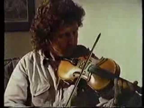 Irish fiddle : Frankie Gavin plays "Rakish Paddy"