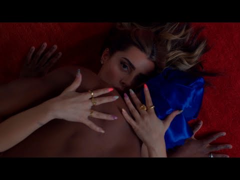 Paula Cendejas - Sabaneta (Videoclip Oficial)