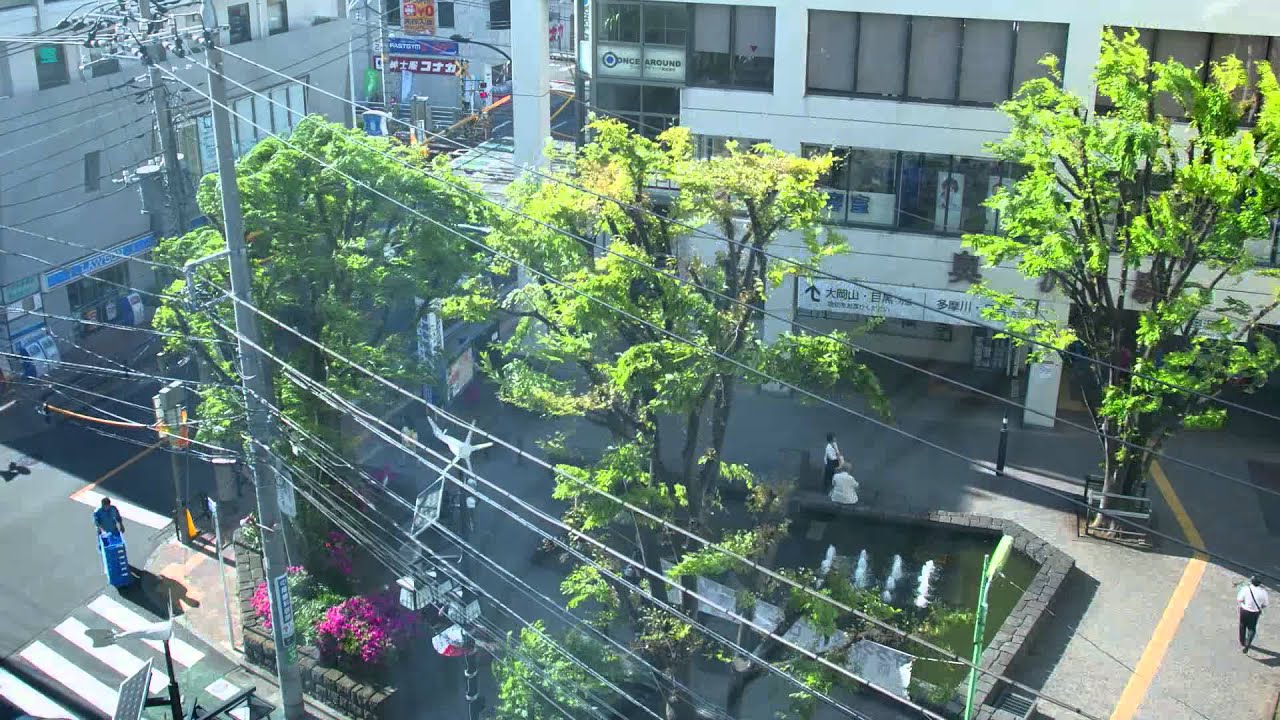 May 5, 2015 (Tue.) A view from a little boy's window