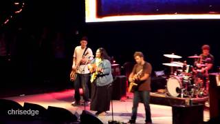 HD -  Jack Johnson &amp; Paula Fuga Live! - Country Road - 2010-10-13 Irvine CA - Verizon Wireless