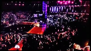 Delvin singing Al Green