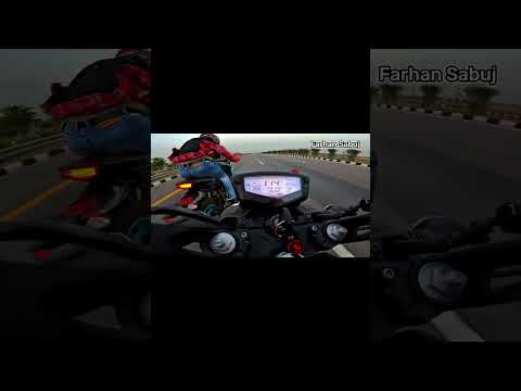 Apache 4v 160 VS MT-15 race🤟 #shorts #shortvideo #bike #4v160 #4v4 #mt15 #viral #biker #race ￼