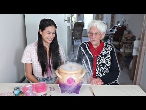 MIJN OMA SCHROK ZÓ HARD toen ik DEZE MAGIC MIXIE LIET ZIEN! || Fan Friday