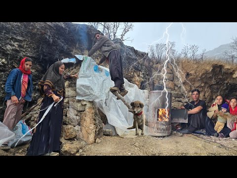 Cave Life in a Mountain Cave ⛈️🌧️ | A Fight for Survival in Heavy Rain and Deadly Cold