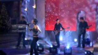 Victoria Beckham - A Mind Of Its Own (Live on des O&#39;Connor)