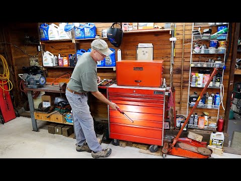 My New Favorite Light. The Versatile Streamlight 76800 Stinger Switchblade. It's BRIGHT!