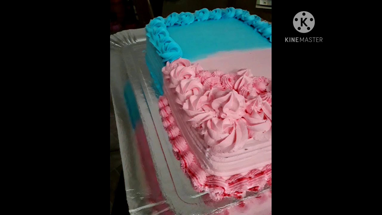 Watch Now Decoração de bolo de aniversário azul e rosa. Decoração de bolo de aniversário azul e rosa.