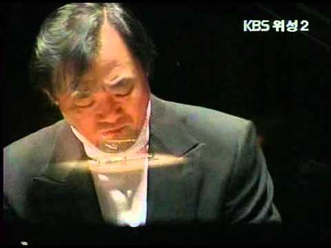 Kun-Woo Paik - Chopin Nocturn Op 15 No 2 백건우