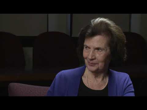 Vera Sós - Questions Posed by Sós