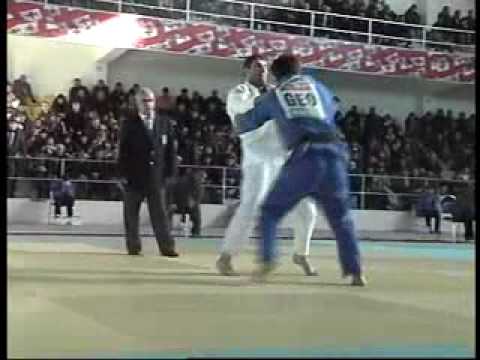 Judo 2009 KUTAISI: LORIASHVILI (GEO) - MOWONELIDZE (GEO)