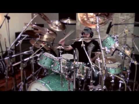 IVAN BUSIC  TOCANDO ANIMAL DO DR.SIN