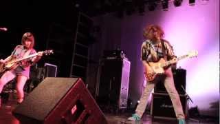 deerhoof giga dance liquid room tokyo dec 1st 2011