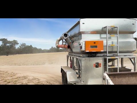 2025 Feedking Trailer