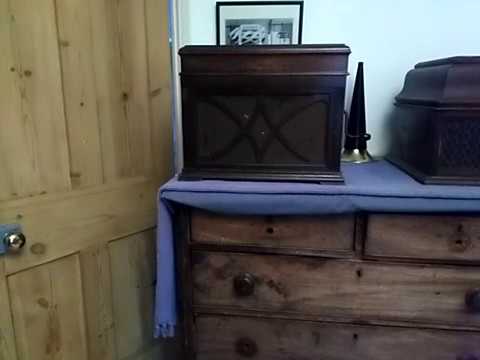 Van Phillips and His Band - The Wind In The Willows, Slow Fox-Trot. 1930.