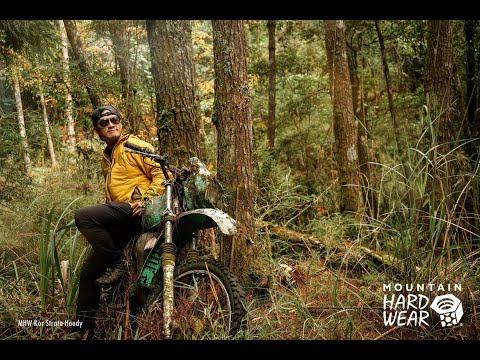 Mountain Hardwear  MHW Kor Strata Hoody 保暖中層防潑水連帽外套 收納示範