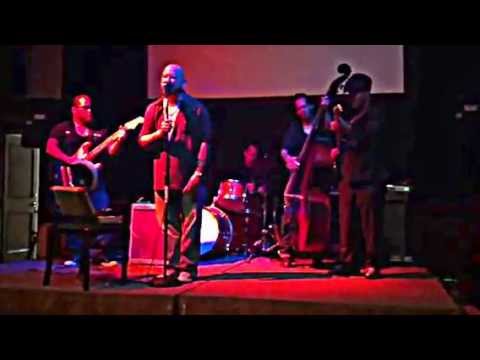 Barry G hosting the Line 9 Blues Jam - Cirivello's Long Beach