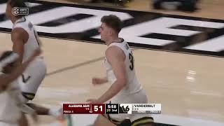 Vanderbilt’s Jason Rivera-Torres with a slick no-look pass to Carter Lang #NickMendez #Swagger