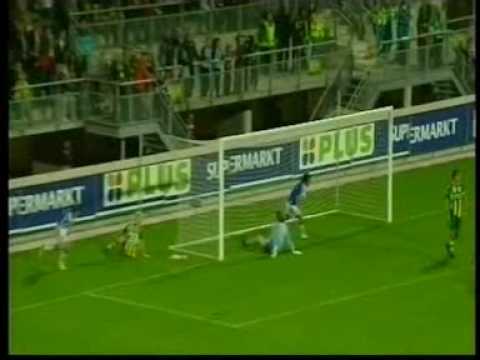 Toze Marreco 1 - Striker