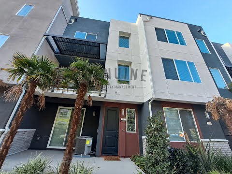 Beautiful Tri-Level 3Bd 2.5Ba Townhome in Irvine property video