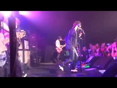 Hollywood Vampires - I'm A Boy at The Roxy 9/17/15