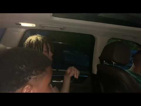 Akbar v rapping with her kids