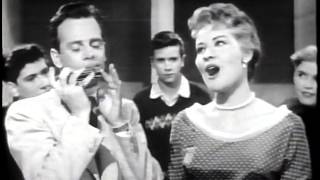 Patti Page - Blues In The Night 1955 TV