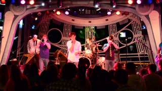 Suburban Legends - "Autumn In The Park" Live @ Disneyland! [02 April 2012]